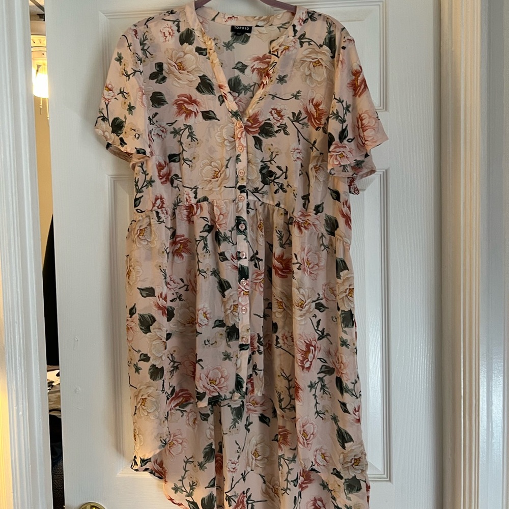 Torrid babydoll type shirt. Size 0